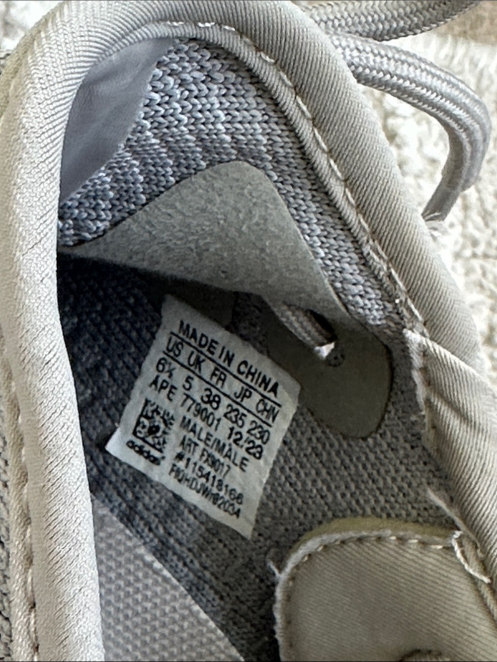Adidas - Picture 5 of 8